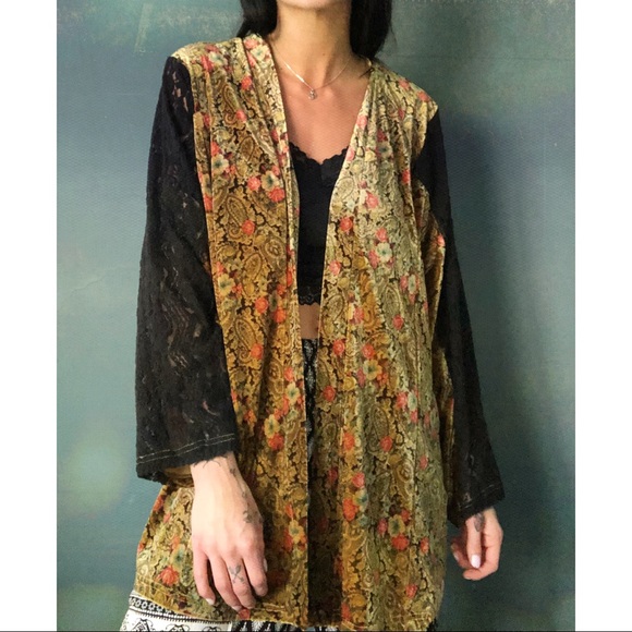 Jackets & Blazers - Groovy Velvet & Lace Floral Kimono ✌🏼